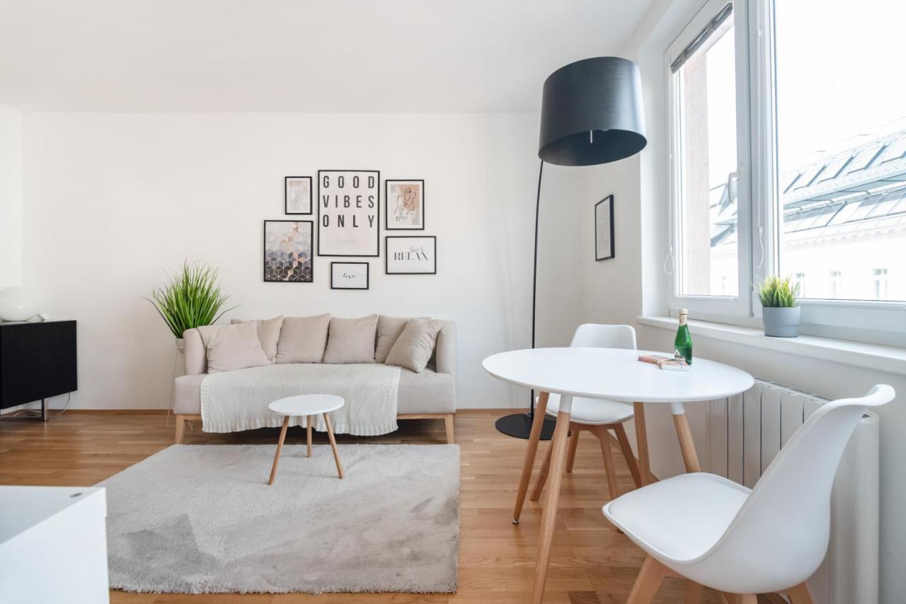 Modern, Bright Studio -Close To The Center In A Quiet Area Vienna Exterior photo