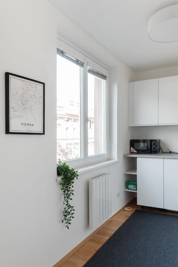 Modern, Bright Studio -Close To The Center In A Quiet Area Vienna Exterior photo